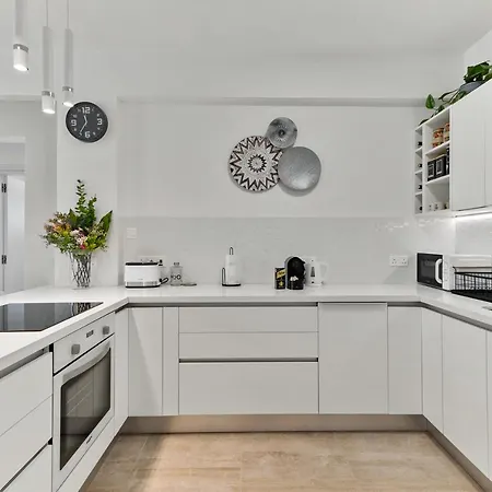 Διαμέρισμα Dreamy 2 Bed By The Sea