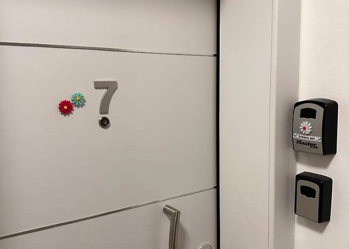 Dreamy 2 Bed By The Sea *